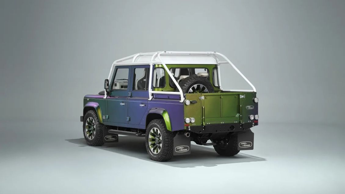 Klasický Defender se vrací s V8 a v podobě, kterou si nyní mohou objednat i další zákazníci